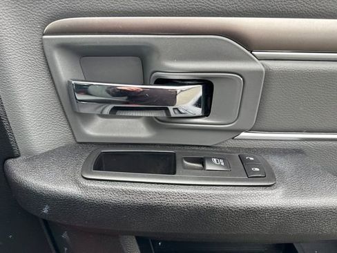 Used 2024 RAM 1500 Classic SLT image 18