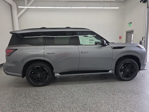 New 2026 INFINITI QX80 4WD image 6