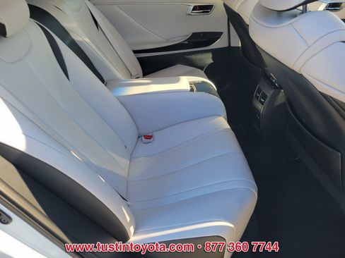 Certified 2018 Toyota Mirai image 13