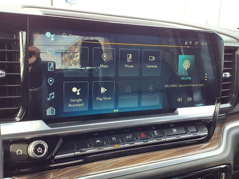 Used 2023 Chevrolet Silverado 1500 RST w/ Rally Edition image 11