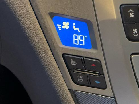 Used 2014 Cadillac CTS Coupe image 26