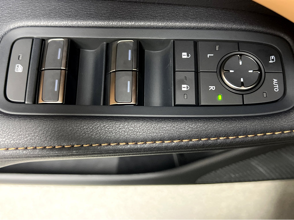 New 2026 Lexus RX 350h AWD/4WD image 40