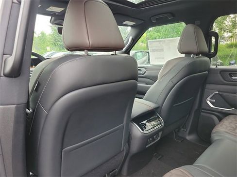 New 2025 Nissan Armada Platinum w/ Convenience Package image 30