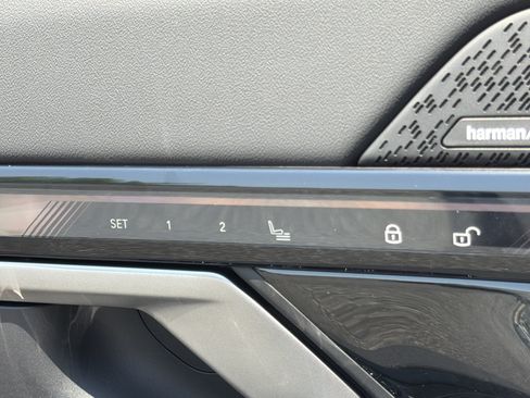 New 2027 BMW 530i w/ Premium Package RWD image 13