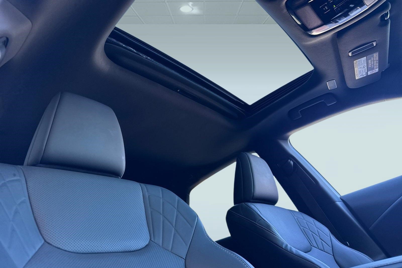 Certified 2024 Lexus RX 350 FWD w/ Technology Package image 24