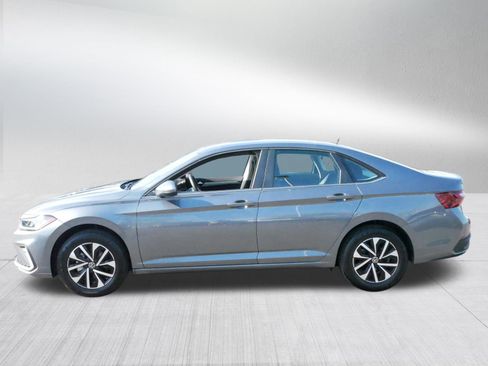 Certified 2025 Volkswagen Jetta S image 4