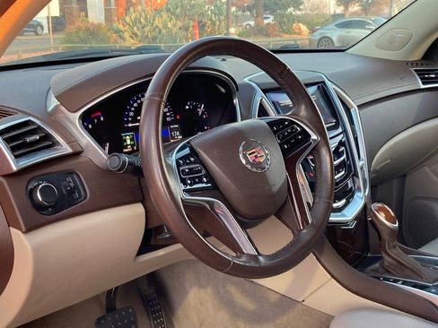 Used 2016 Cadillac SRX Luxury w/ Driver Awareness Package image 8