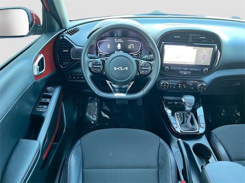 Used 2023 Kia Soul GT-Line image 22