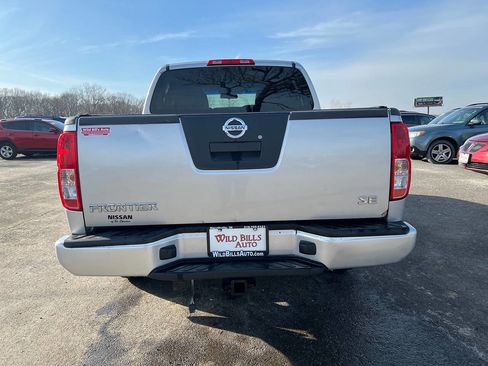 Used 2005 Nissan Frontier SE image 6