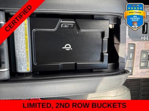 Certified 2021 Toyota Highlander Limited FWD image 27