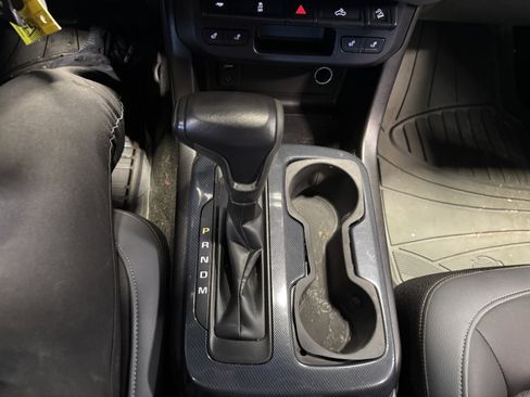 Used 2016 Chevrolet Colorado Z71 image 11