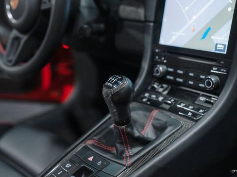 Used 2019 Porsche 911 Speedster RWD image 34