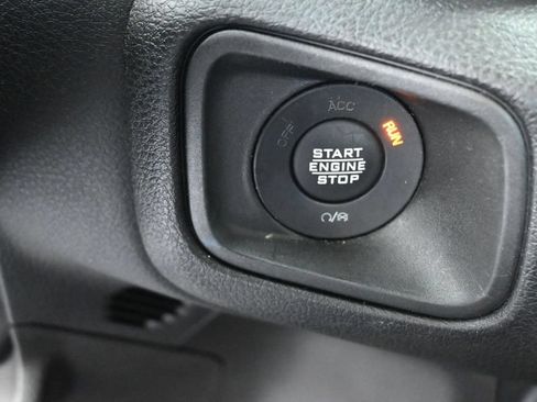 Used 2025 Jeep Wrangler Unlimited Sport AWD/4WD image 40