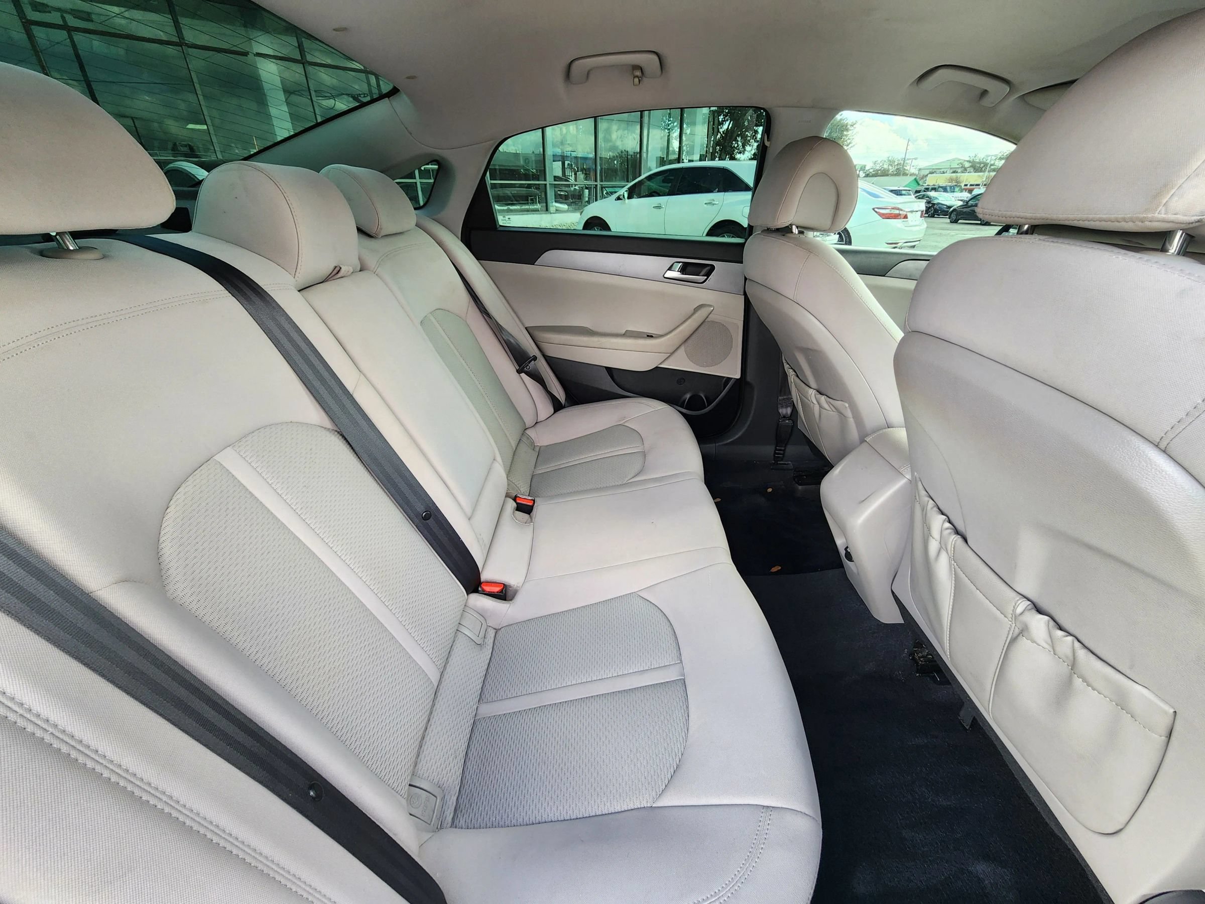 Used 2017 Hyundai Sonata SE FWD image 10