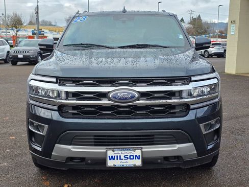 Used 2023 Ford Expedition Limited image 7