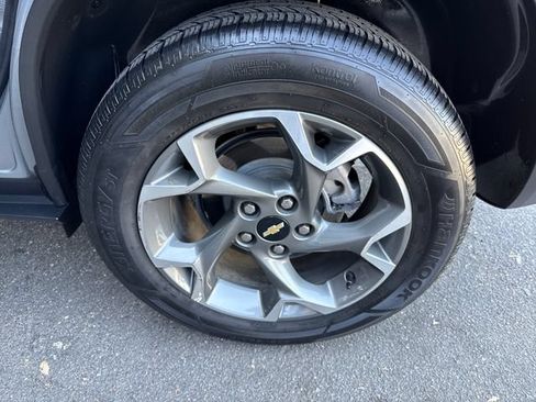 Certified 2024 Chevrolet Trax LT w/ Driver Confidence Package FWD image 26