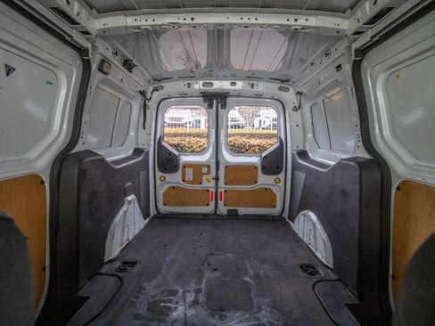 Used 2015 Ford Transit Connect XLT image 41