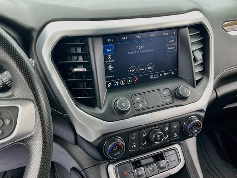 Used 2022 GMC Acadia SLE w/ Driver Convenience Package FWD image 15