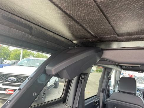 Used 2025 Ford Bronco Badlands AWD/4WD image 71