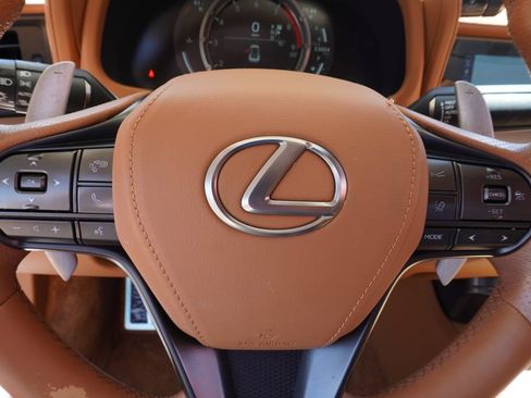 Used 2019 Lexus LC 500 Coupe w/ Performance Package RWD image 17