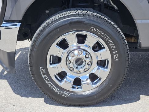 Used 2024 Ford F250 Lariat w/ Chrome Package AWD/4WD image 10