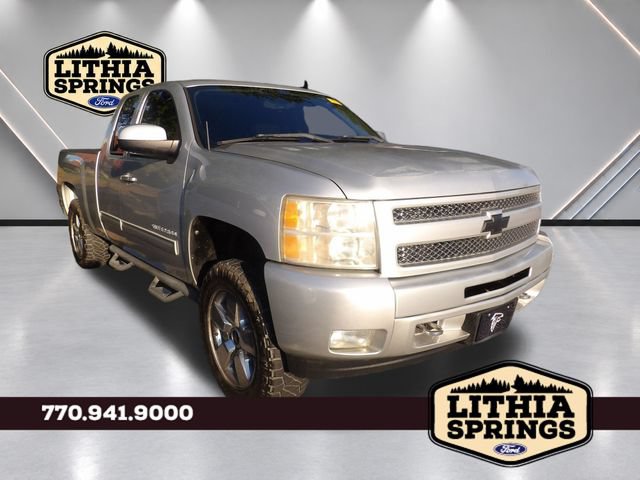 Used 2011 Chevrolet Silverado 1500 LT w/ All-Star Edition AWD/4WD image 1