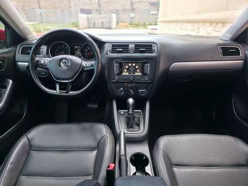 Used 2015 Volkswagen Jetta SE FWD image 13