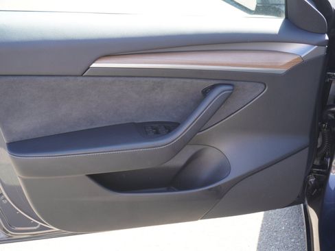 Used 2023 Tesla Model 3 Standard Range RWD image 17