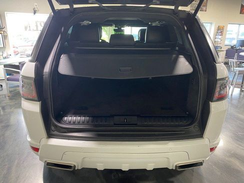 Used 2018 Land Rover Range Rover Sport HSE AWD/4WD image 17