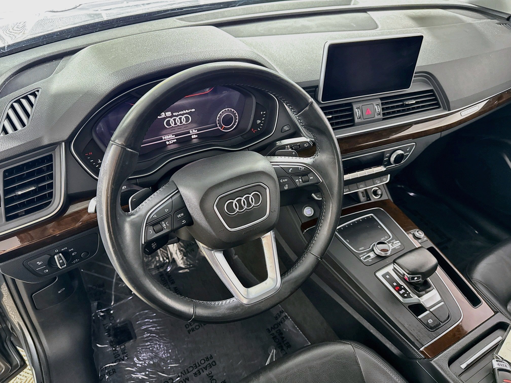 Used 2020 Audi Q5 2.0T Premium Plus w/ Premium Plus Package AWD/4WD image 13