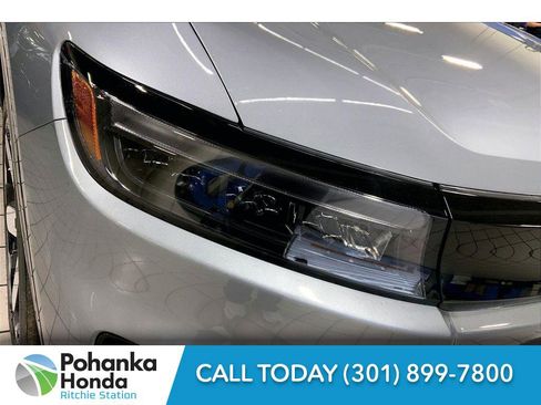 New 2025 Honda Prologue Touring image 16