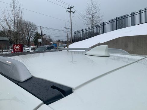 Used 2019 Nissan Rogue SL w/ Premium Package image 29