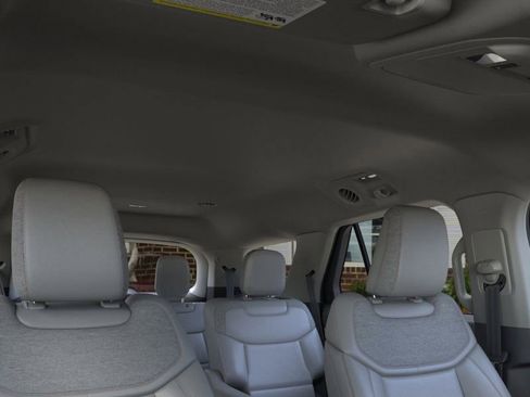 New 2026 Ford Explorer Active image 22