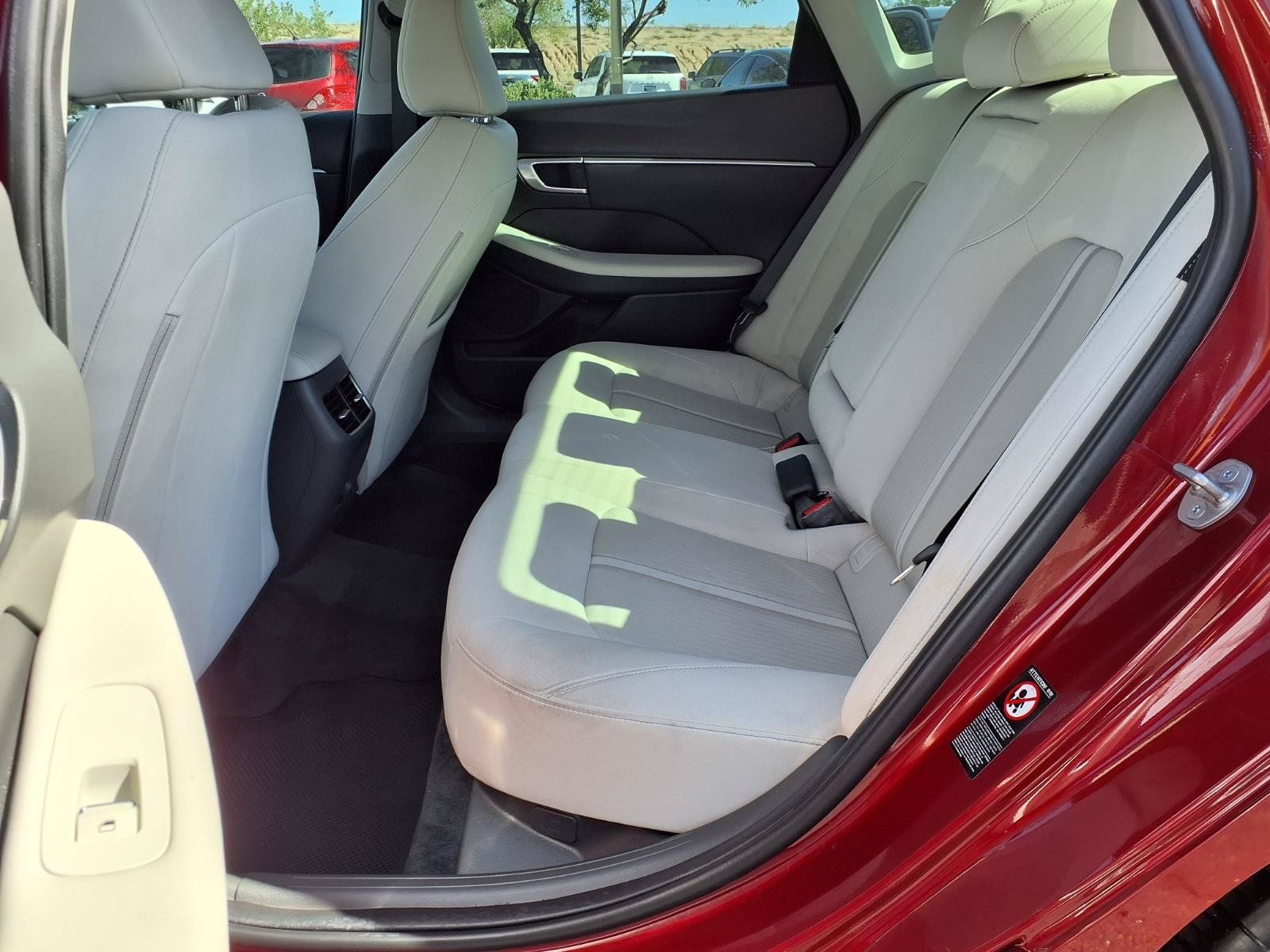 Certified 2023 Hyundai Sonata SEL w/ Convenience Package FWD image 17