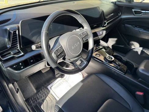 Used 2023 Kia Sportage EX image 13