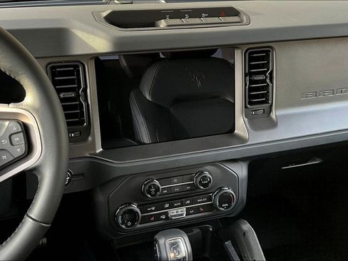 New 2025 Ford Bronco Big Bend w/ Black Diamond Package image 7