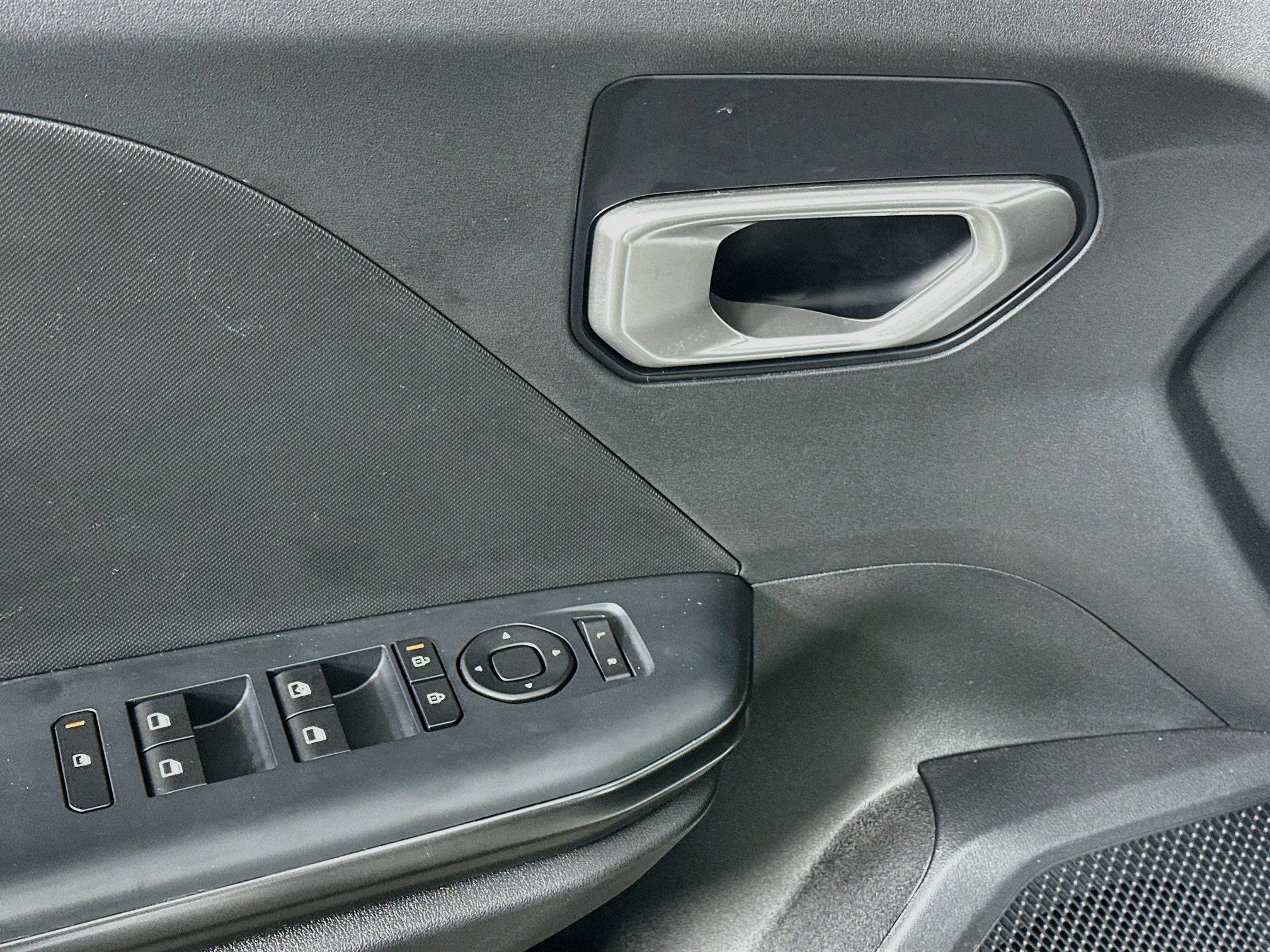 Used 2026 Kia K4 FWD image 15