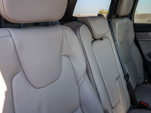 New 2026 Volvo XC90 B6 Ultra w/ Protection Package image 22