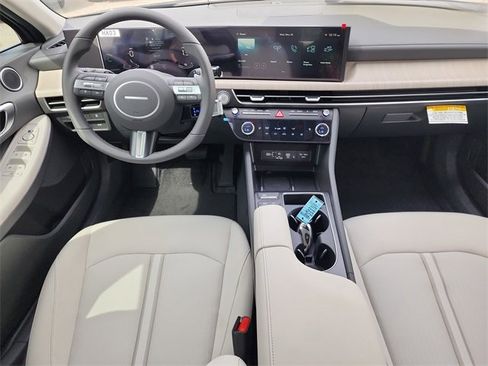 New 2025 Hyundai Sonata SEL image 12