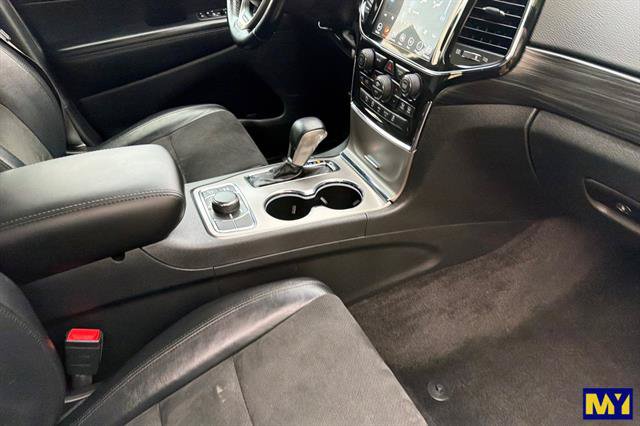 Used 2022 Jeep Grand Cherokee Laredo X AWD/4WD image 19