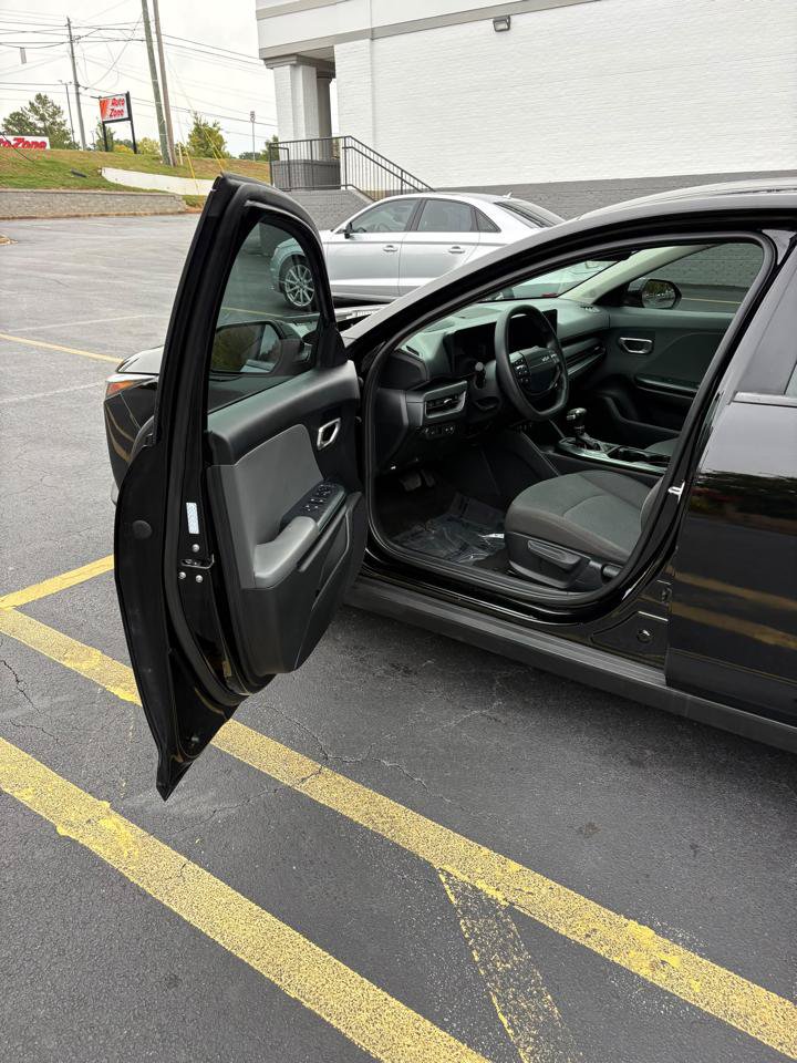 Used 2025 Kia K4 FWD image 9
