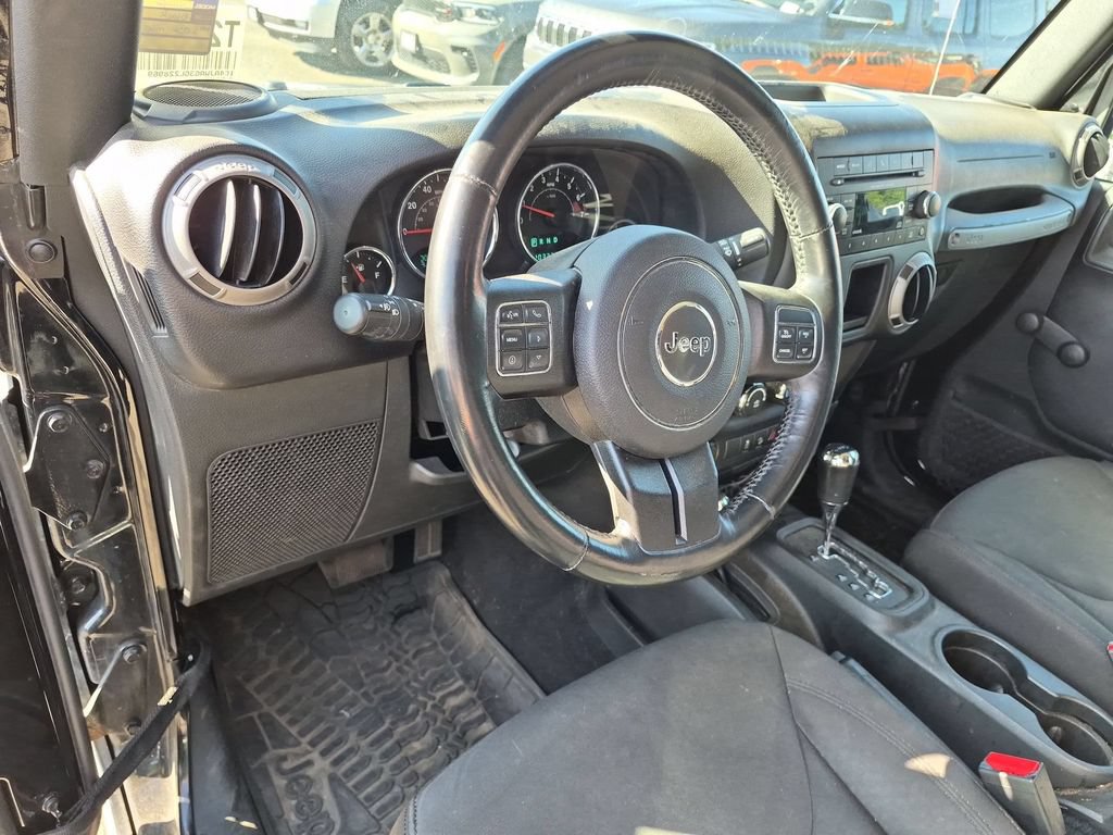 Certified 2016 Jeep Wrangler Sport AWD/4WD image 13