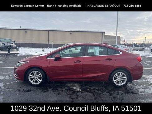 Used 2017 Chevrolet Cruze LT w/ Sun And Sound Package image 5