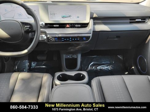 Used 2024 Hyundai Ioniq 5 Limited image 14
