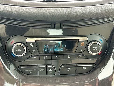 Used 2016 Ford C-MAX Energi SEL w/ Equipment Group 302A image 18