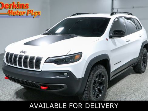 Used 2022 Jeep Cherokee Trailhawk w/ Premium Leather Package AWD/4WD image 1