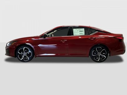New 2025 Nissan Altima 2.5 SR w/ SR Premium Package