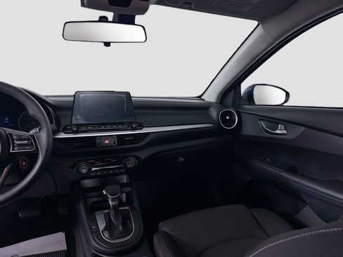 Used 2019 Kia Forte LXS FWD image 16