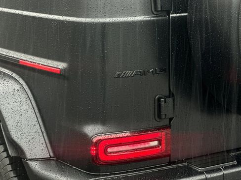 Used 2025 Mercedes-Benz G 63 AMG 4MATIC image 16