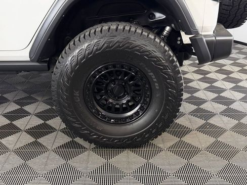 Used 2023 Jeep Wrangler Unlimited Rubicon AWD/4WD image 37